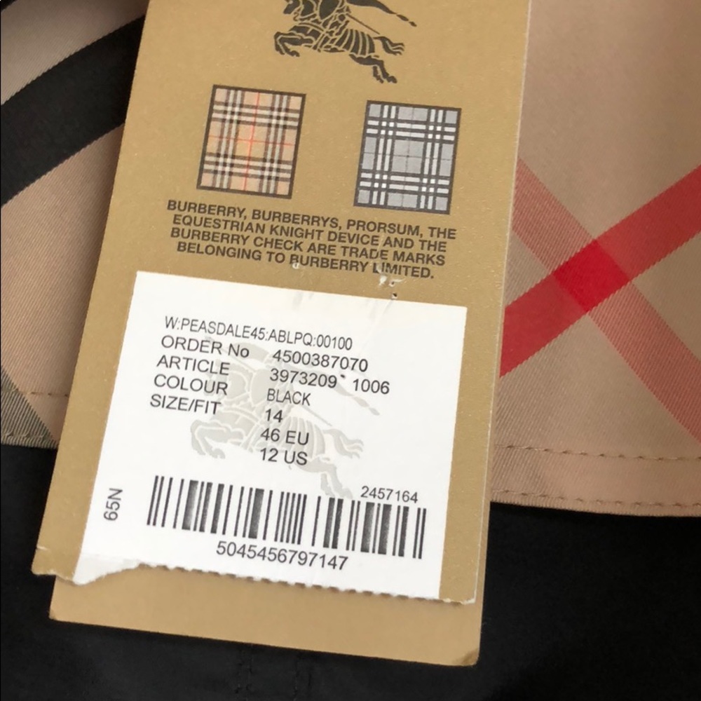 Burberry lightweight jacket - Picture 3 of 6